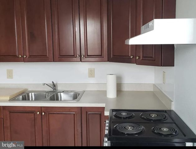 2311 PENN AVE, Reading, PA 19609