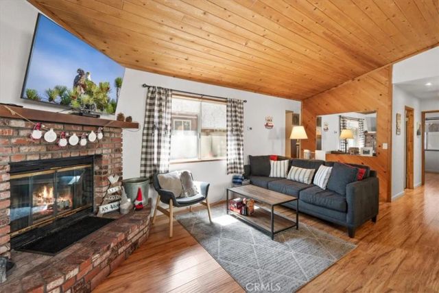 921 Wendy, Big Bear City, CA 92314