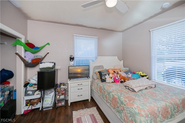 1256 Edna ST E, Lehigh Acres, FL 33974