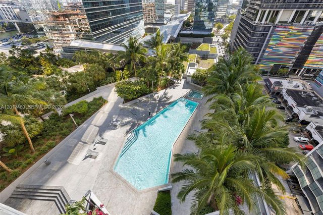 88 SW 7th St 1201, Miami, FL 33130