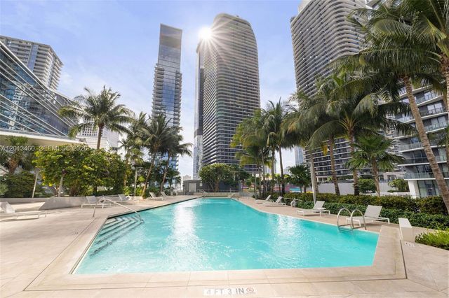 88 SW 7th St 1201, Miami, FL 33130