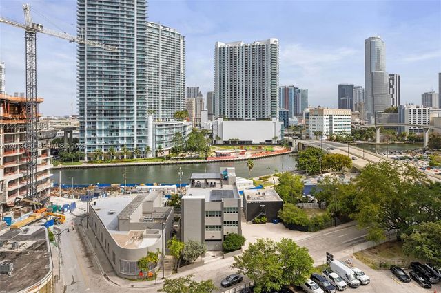 88 SW 7th St 1201, Miami, FL 33130