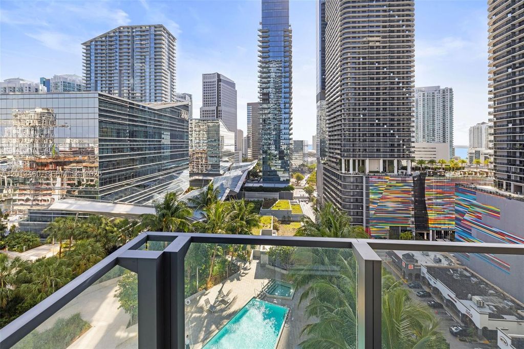 88 SW 7th St 1201, Miami, FL 33130