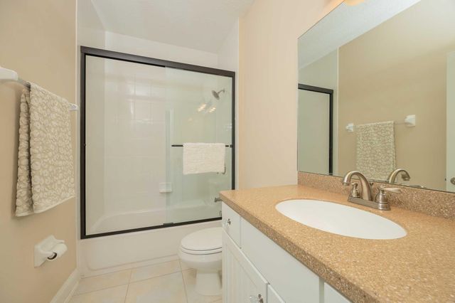 64 Grand Ravine Dr, St Augustine, FL 32086