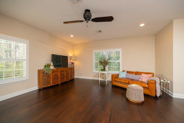 64 Grand Ravine Dr, St Augustine, FL 32086