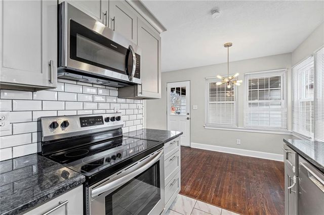 7608 W 63rd Terrace, Mission, KS 66202