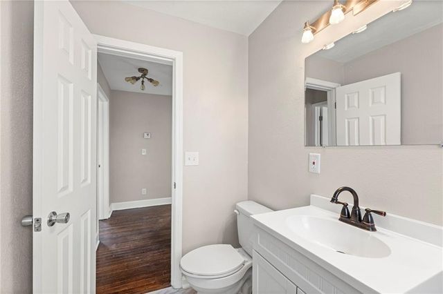 7608 W 63rd Terrace, Mission, KS 66202