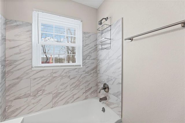 7608 W 63rd Terrace, Mission, KS 66202