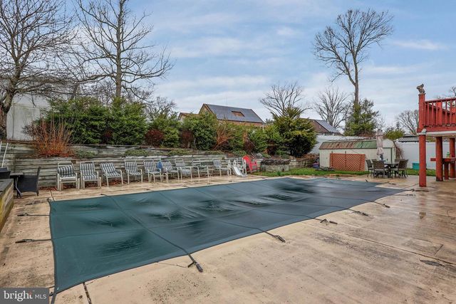 973 STAFFORD DR, Toms River, NJ 08753