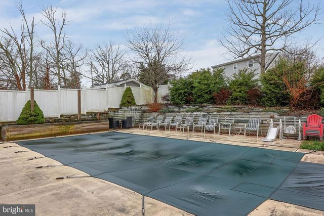 973 STAFFORD DR, Toms River, NJ 08753