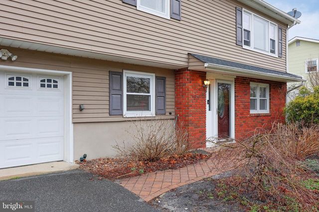 973 STAFFORD DR, Toms River, NJ 08753