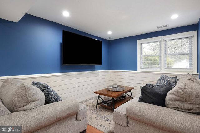 973 STAFFORD DR, Toms River, NJ 08753