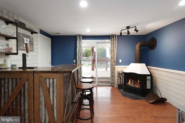 973 STAFFORD DR, Toms River, NJ 08753