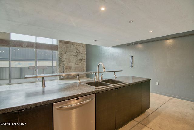 1001 E 17th St Apt 114, Tucson, AZ 85719