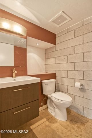 1001 E 17th St Apt 114, Tucson, AZ 85719