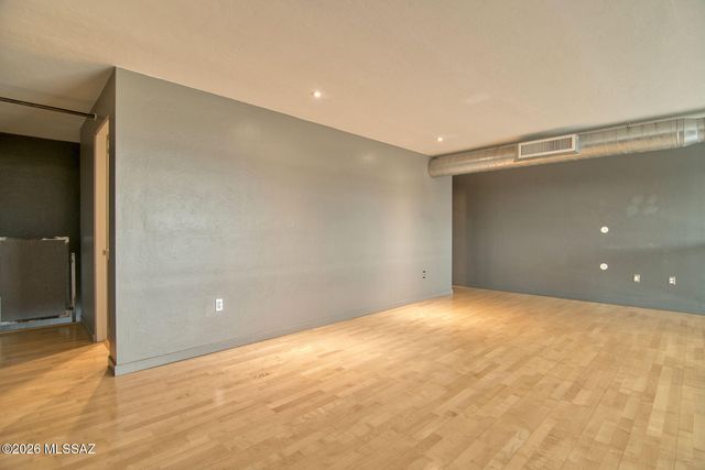 1001 E 17th St Apt 114, Tucson, AZ 85719