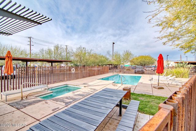 1001 E 17th St Apt 114, Tucson, AZ 85719