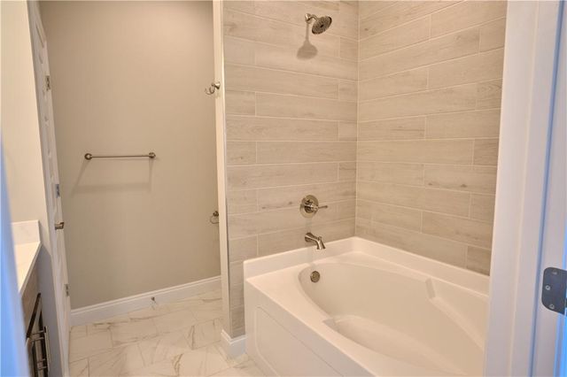 8561 Clarke Road, Mobile, AL 36695
