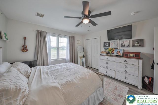 2747 New England Drive, Upper Nazareth Twp, PA 18064