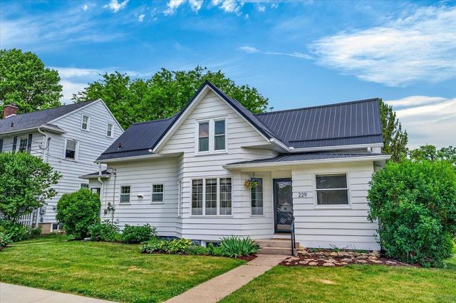 229 E Pearl Street, Belleville, WI 53508