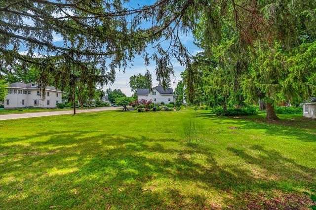 229 E Pearl Street, Belleville, WI 53508