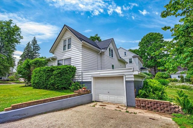 229 E Pearl Street, Belleville, WI 53508