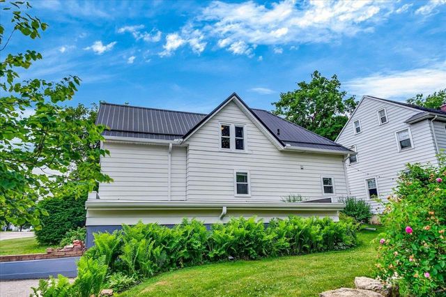 229 E Pearl Street, Belleville, WI 53508