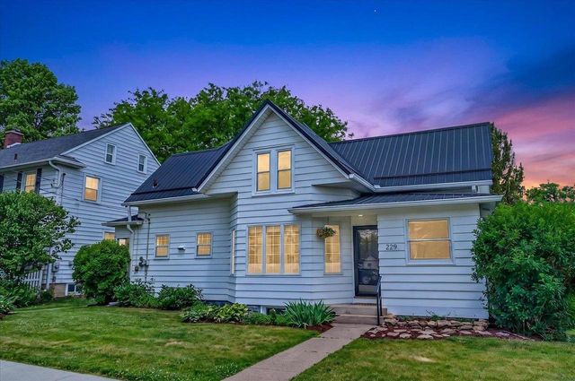 229 E Pearl Street, Belleville, WI 53508