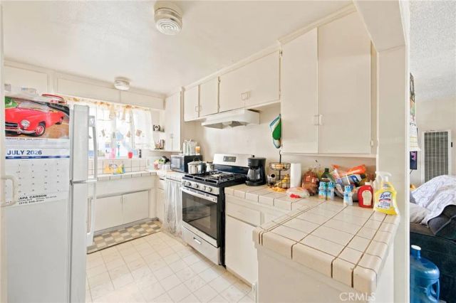 139 E 229th Street, Carson, CA 90745