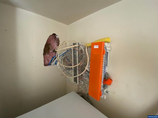 1625 12th St SE, Salem, OR 97302