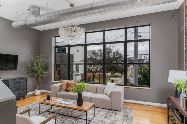 1348 Rosa L Parks Blvd, Nashville, TN 37208