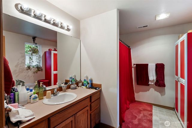220 California Street, Pe Ell, WA 98572