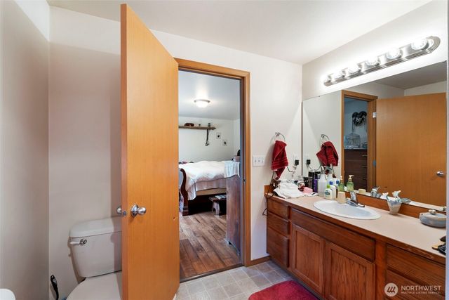 220 California Street, Pe Ell, WA 98572