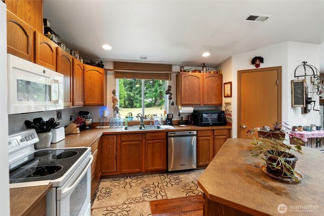 220 California Street, Pe Ell, WA 98572