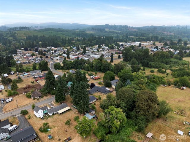 220 California Street, Pe Ell, WA 98572