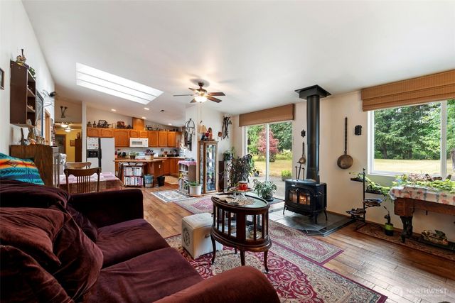 220 California Street, Pe Ell, WA 98572