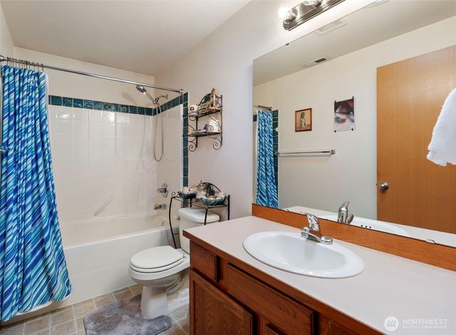 220 California Street, Pe Ell, WA 98572
