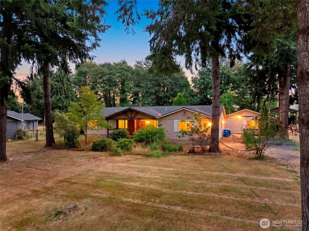 220 California Street, Pe Ell, WA 98572