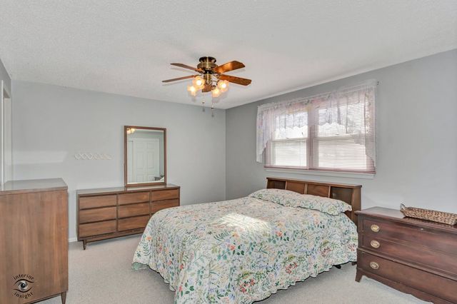 817 Stonewall Drive, Bourbonnais, IL 60914