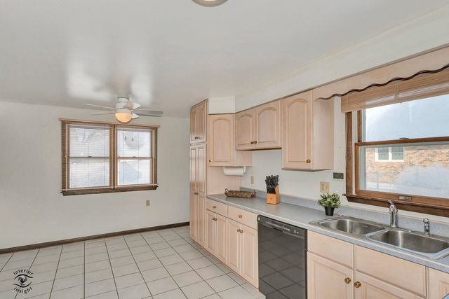 817 Stonewall Drive, Bourbonnais, IL 60914