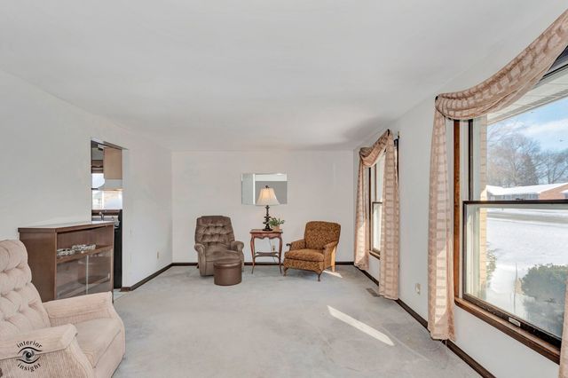 817 Stonewall Drive, Bourbonnais, IL 60914