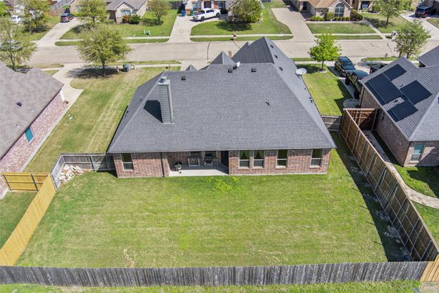 105 Abbey Road, Waxahachie, TX 75165