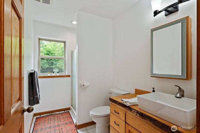 6373 Eastwood Road, Deming, WA 98244