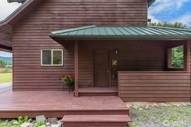 6373 Eastwood Road, Deming, WA 98244