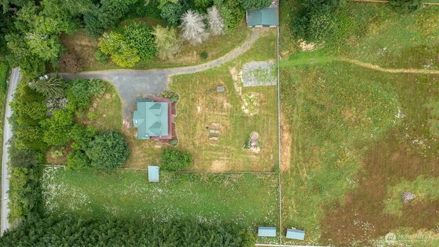 6373 Eastwood Road, Deming, WA 98244