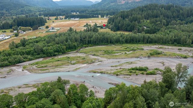 6373 Eastwood Road, Deming, WA 98244