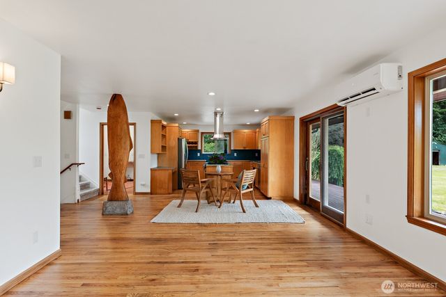 6373 Eastwood Road, Deming, WA 98244