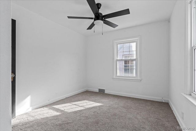 1210 Blanchard Avenue, Flint, MI 48503