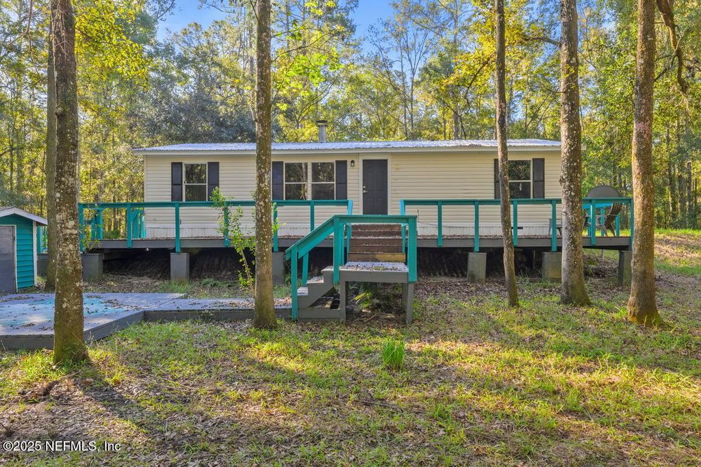 9655 E DEEP CREEK Boulevard, Hastings, FL 32145