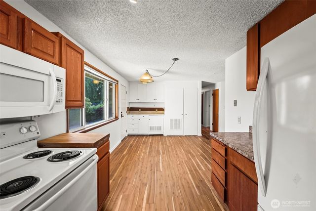 1309 Lenore Drive, Tacoma, WA 98406